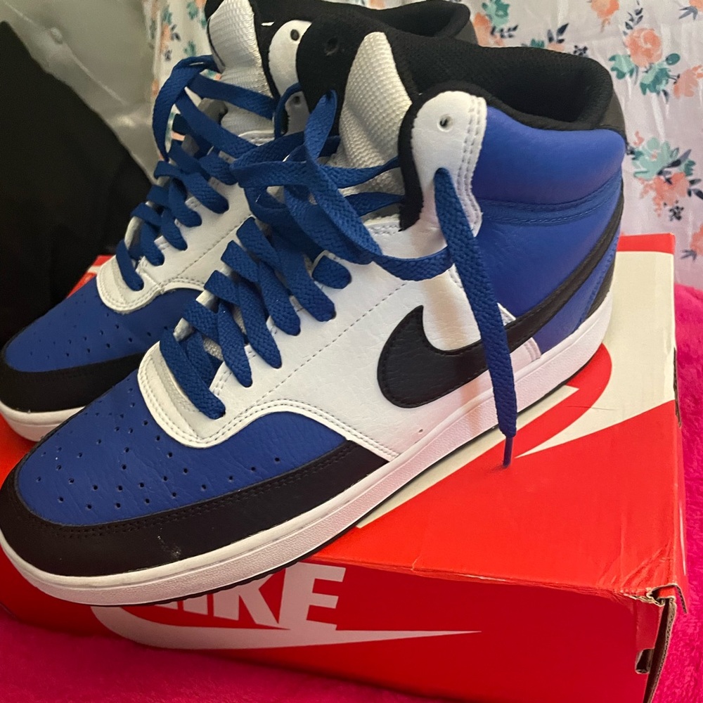 Nike Air Force 1
